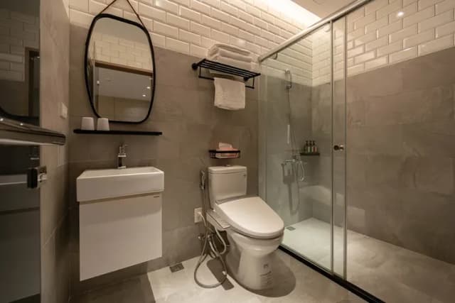 云花民宿｜市中心電梯民宿｜近東大門夜市跟文創園區-一層一戶五房小公寓｜電動麻將桌、switch、ＫＴＶ-5