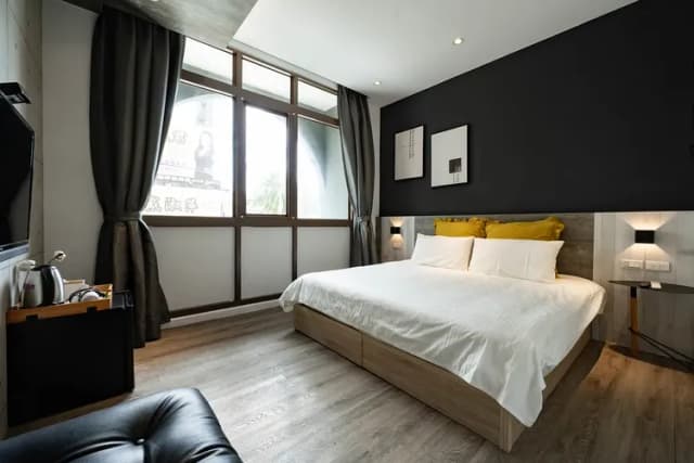 云花民宿｜市中心電梯民宿｜近東大門夜市跟文創園區-一層一戶五房小公寓｜電動麻將桌、switch、ＫＴＶ-7