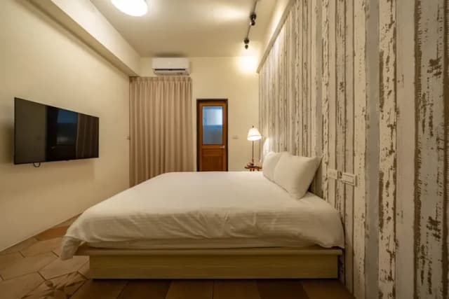 云花民宿｜市中心電梯民宿｜近東大門夜市跟文創園區-三樓獨立衛浴雙人房-12