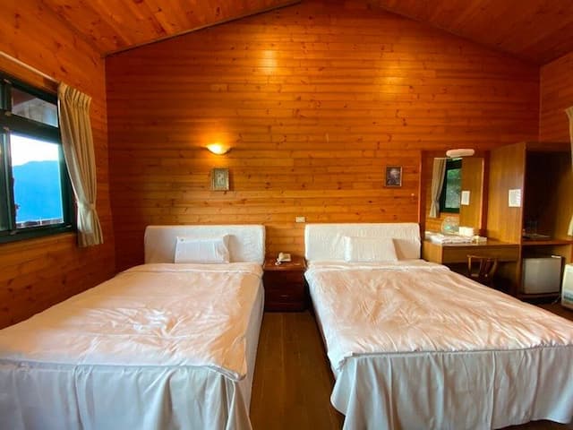 Cloud Falls Leisure Landscape Resort-Quad cabin B-1