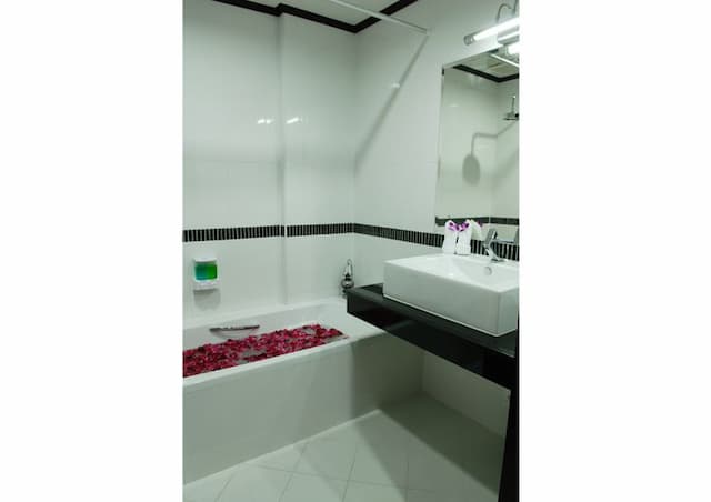 First Residence Hotel-Superior Room（Breakfast）-6