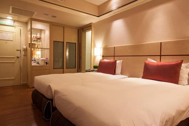 伊倫商務旅館-雙人兩小床(贈送早餐餐盒)-5