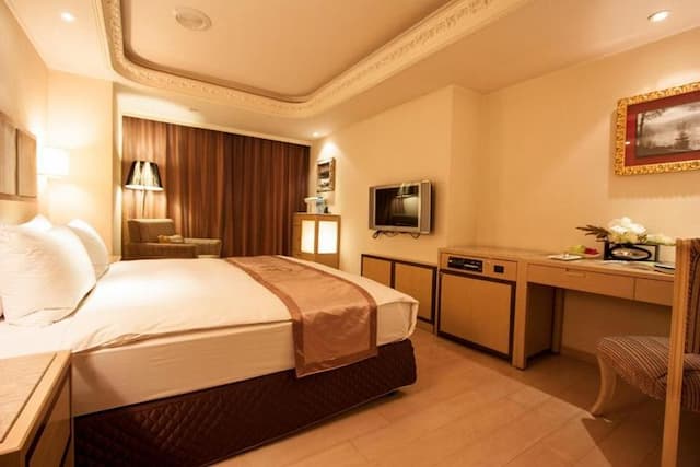 台北香城大飯店-雙人房一大床–含早餐(餐盒)-4