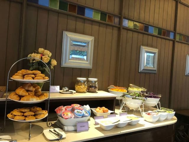 素坤逸路第八巷薩瓦斯德酒店（Sawasdee Hotel @ Sukhumvit Soi 8）-高級雙床房（含早餐）-7