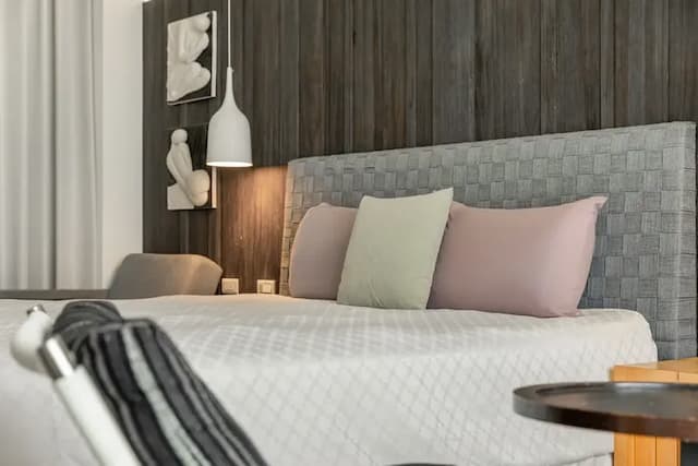 白水木民宿-標準特大雙人床房-12