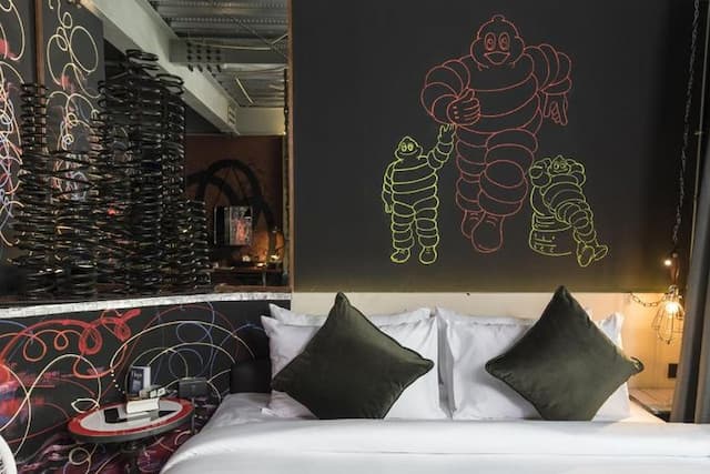 曼谷梅斯泰爾車庫飯店（MeStyle Garage Hotel - SHA Extra Plus）-豪華特大雙人房（含早餐）（Experience room（Included Breakfast）-2