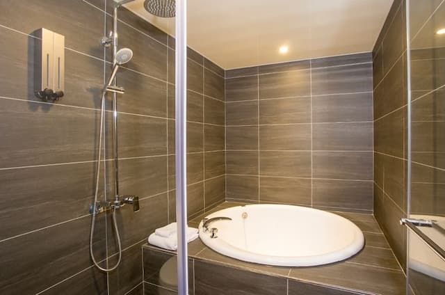 Just Live Inn Keelung-DELUXE DOUBLE-2