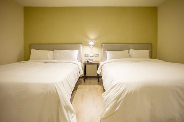 Just Live Inn Keelung-FAMILY ROOM (TWO OF DOUBLE)-1