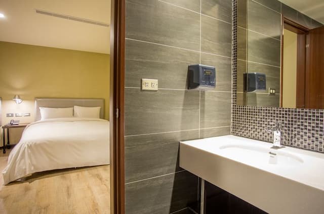 Just Live Inn Keelung-FAMILY ROOM (TWO OF DOUBLE)-3