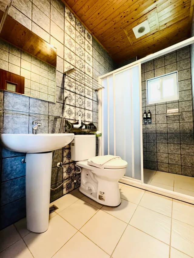 墾丁包棟民宿-童話民宿｜BBQ、電動麻將桌、音響設備、最高22人包棟-童話民宿雙人房-6