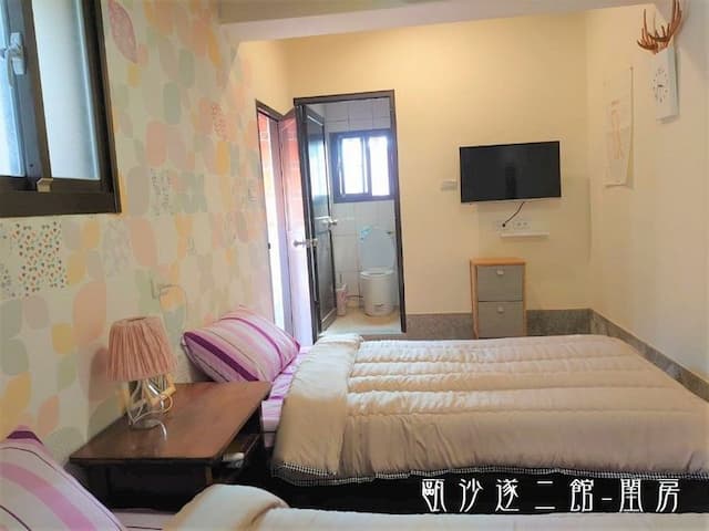 O.Share.Sweet Ⅱ-Boudoir Twin Room-2