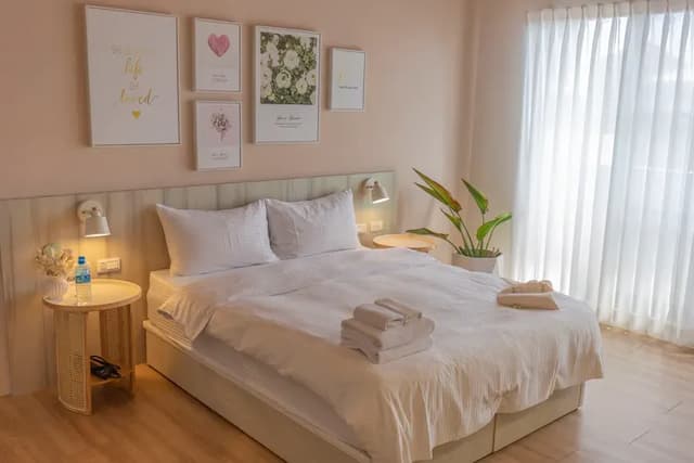 花落諾台南民宿 ｜安平老街、鄰近景點-高級雙人房 附陽台-1