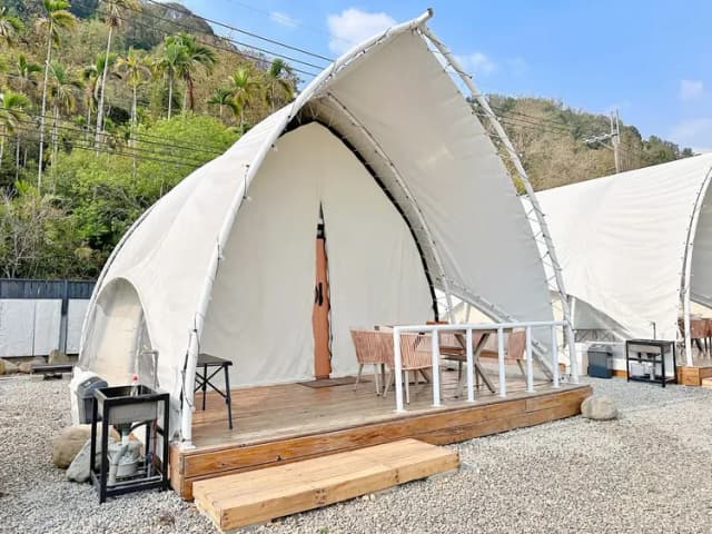 山見懶人露營 | 星球帳上下鋪！獨立衛浴含冷氣！自助式露營體驗-【自助式懶人露營】帆船帳-1