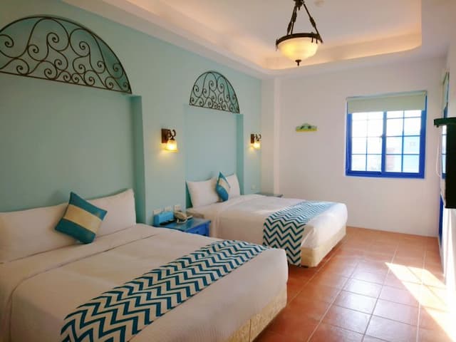 墾丁希臘風情民宿 l 備電梯、停車方便-溫馨四人房-3