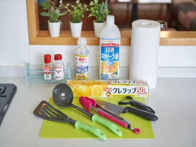 那霸機場車程25分/超市步行3分/3房1廳/最多可住12人/101㎡/免費停車位2個/觀光便利-整層二樓/適合團體或多人住宿-6