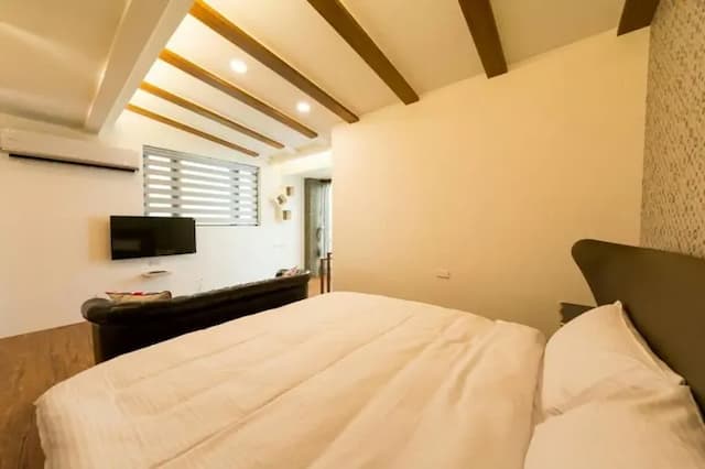 Myahome-Misia Suite for 2 (Bathtub)-3