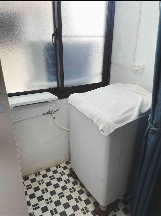 Tainan house-WOOD Double Room near station, neighboring Confucius Temple-8