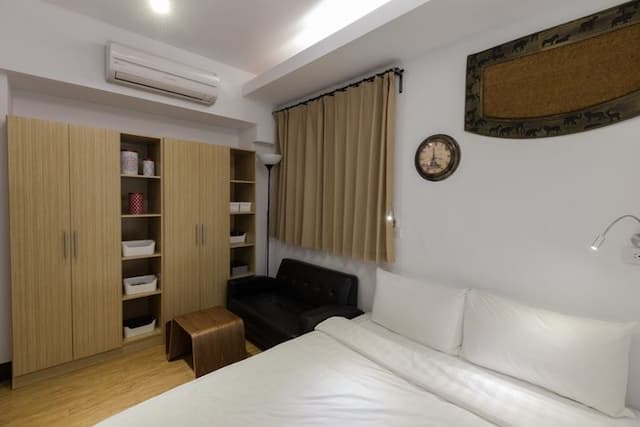 Tainan house-S9 4-7 guests 4 bedrooms kitchen,3 bathrooms-4