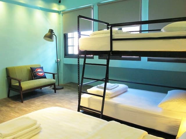 輕停文旅｜英倫工業風-COVENT GARDEN: 四人半背包客房-4