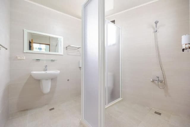 黃金海岸民宿 | 18-28人可澎湖包棟 | 可選購海景房 | 隘門沙灘-雙人房－附陽台-7