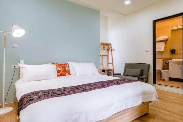 青田云舍-優雅加大雙人房(附衛浴&陽台)-402房-1