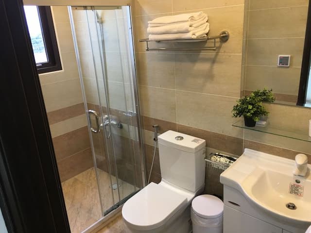 青田云舍-優雅加大雙人房(附衛浴&陽台)-402房-7