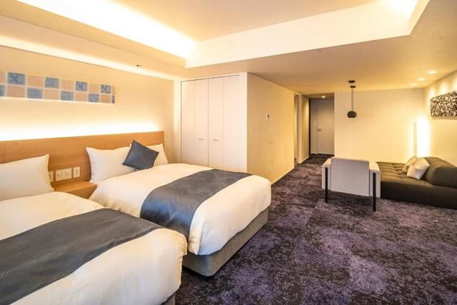 RESI STAY 繭 高雅｜-尊貴豪華雙床房-1