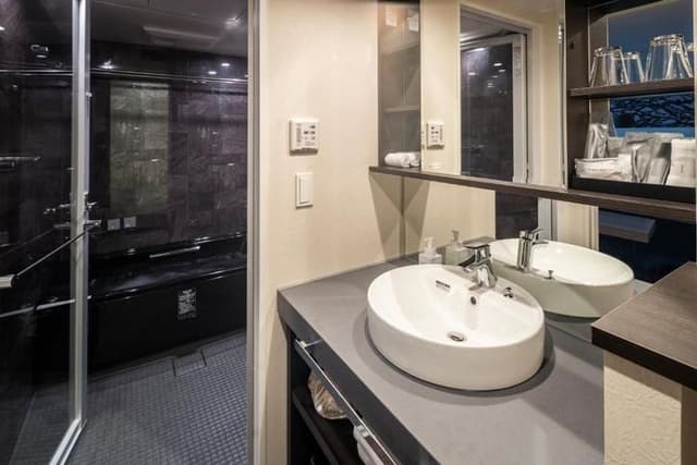 RESI STAY 繭 高雅｜-尊貴豪華雙人房-4