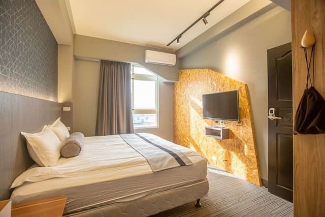 ARTHUR Hotel-Standard Double Room-1
