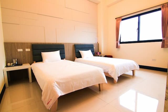 Police Home B&B-Twin beds-3