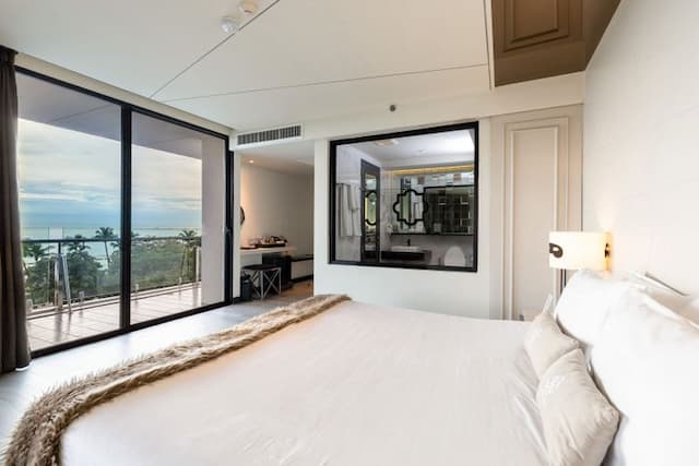 메라 마레 호텔 (Mera Mare Pattaya)-디럭스 씨뷰 코너 (룸 온리)-8