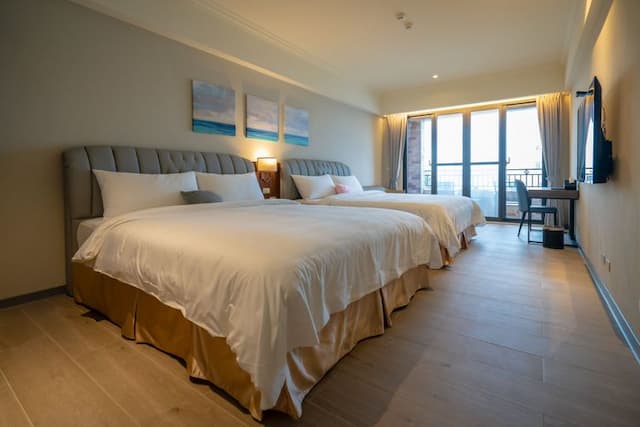 Kenting Relaxury Inn-Family Room with Sea View-1