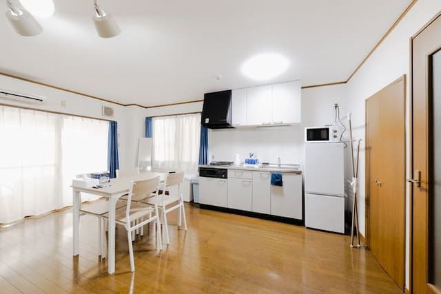 오사카 난바 한가운데 - 가까운 역 도보 6 분- 교토 나라 산 노미야 쿄 세라 돔 오사카-최대 9인실-2