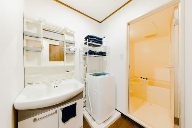 오사카 난바 한가운데 - 가까운 역 도보 6 분- 교토 나라 산 노미야 쿄 세라 돔 오사카-최대 9인실-5