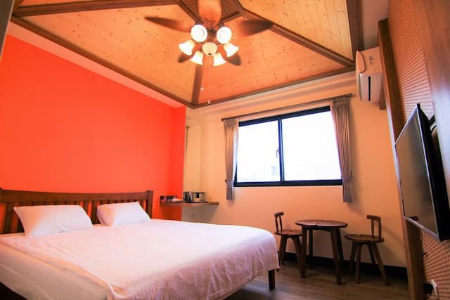 Police Home B&B-Double room (Bali style, black and white classic) (large double room)-4