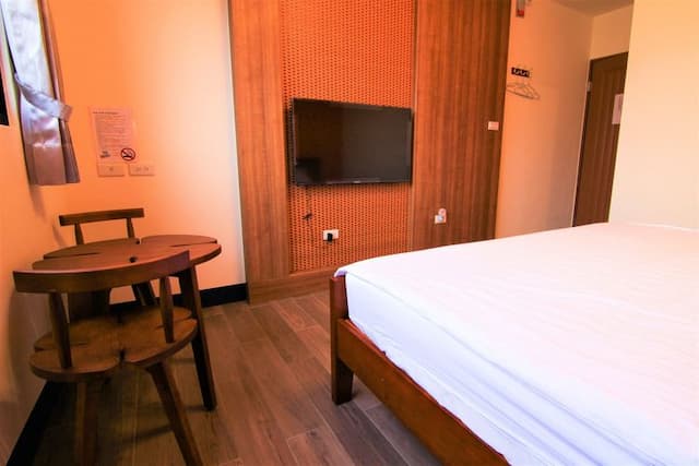 Police Home B&B-Double room (Bali style, black and white classic) (large double room)-6