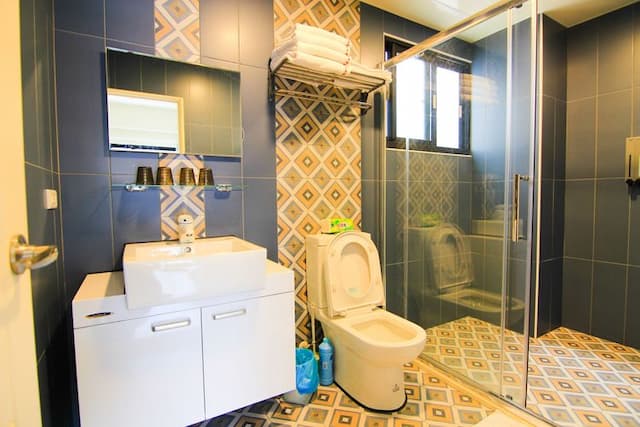 Police Home B&B-Pop Art Style (Enlarge Quadruple Room)-6