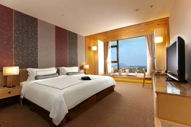 礁溪長榮鳳凰酒店-【獨家專案最划算】高級洋式客房 l 一大床 ll 含早餐-3