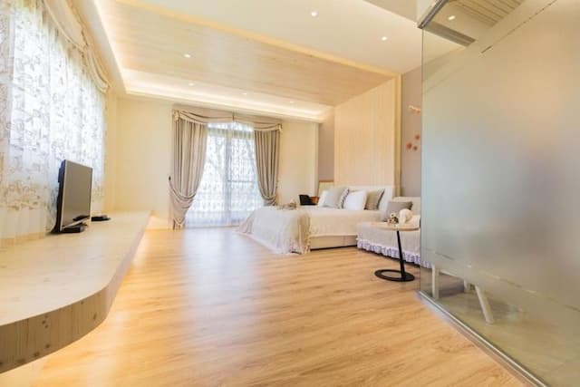 Green Light Hotel-Double Room with View A-3