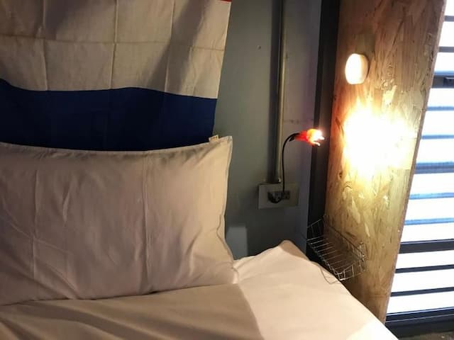 On my way yuli hostel-Bed in 4-Bed Female Dormitory Room-6