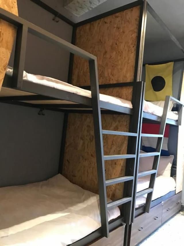On my way yuli hostel-Bed in 4-Bed Female Dormitory Room-1