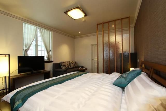 Hoshi Arashi Guest House-Double Room 1-2
