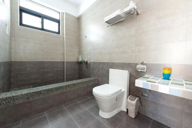 發現號特色民宿-豪華四人房-3