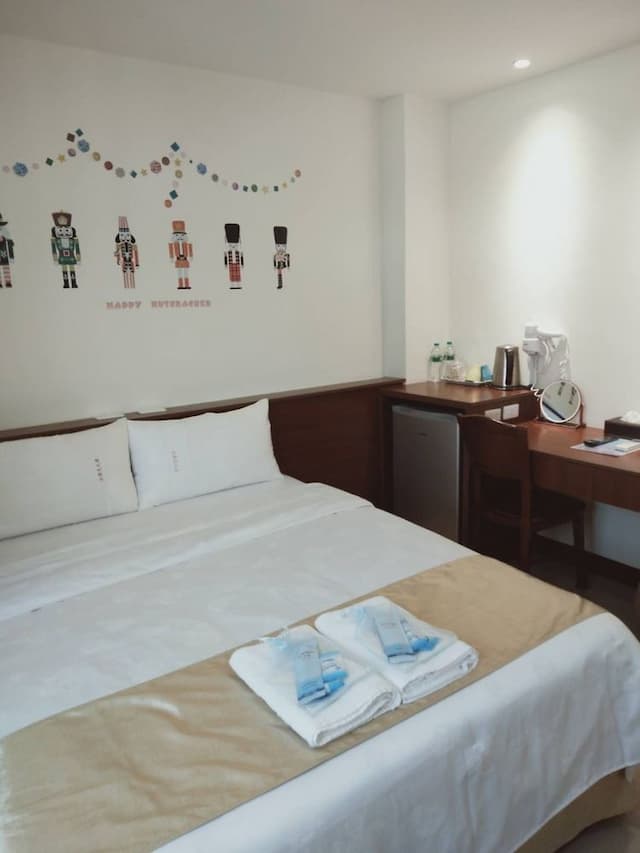 Frank B&B-Standard Double Room-2