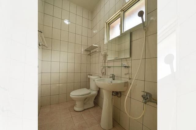 他里溫民宿-休閒背包客房（女生區）-3