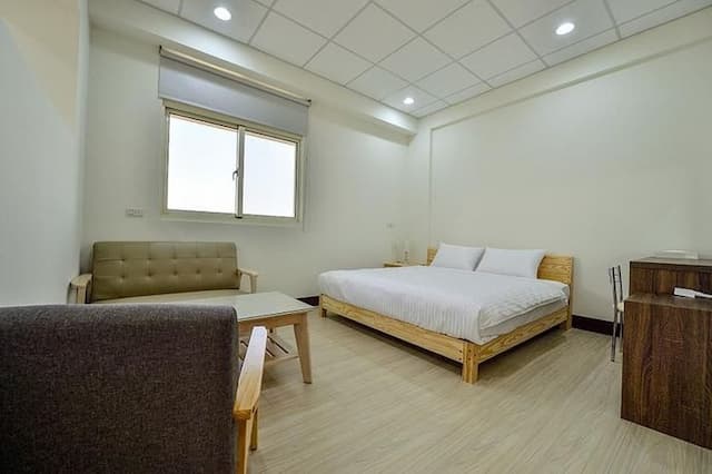 他里溫民宿-簡約六人房-5