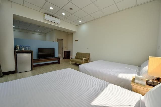 他里溫民宿-簡約六人房-3