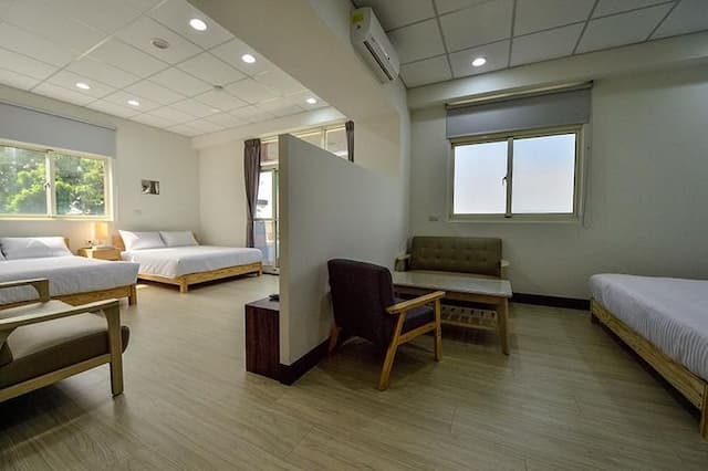 他里溫民宿-簡約六人房-4