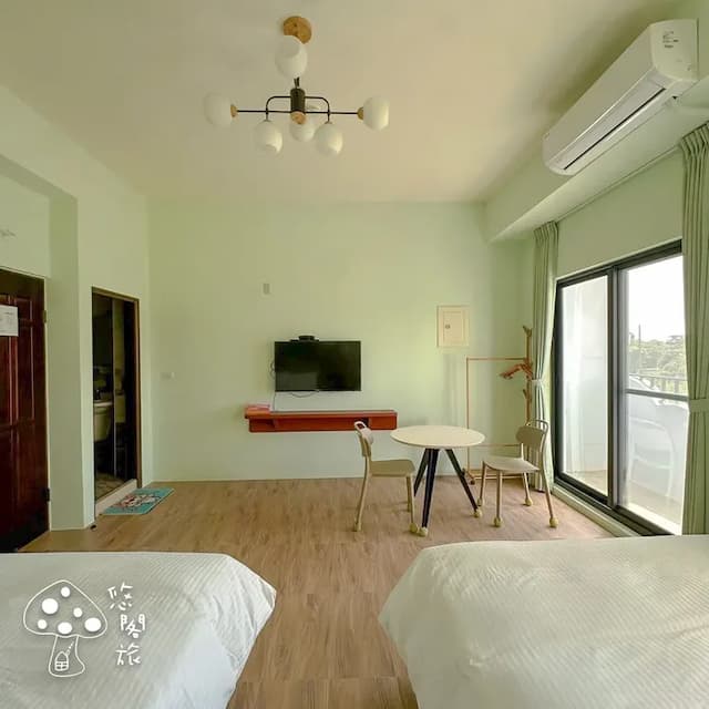 三個好友，或是一個小家庭也可以