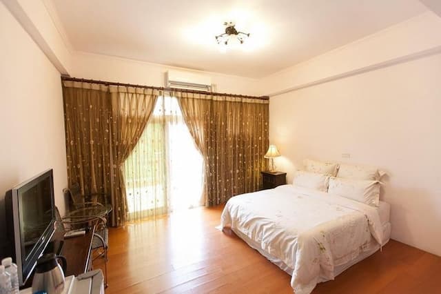 麗都小築｜歐式風格｜陽台x落地窗｜近海-親子四人房-5